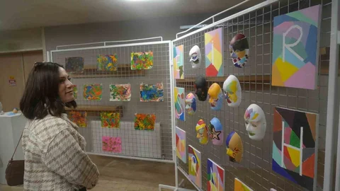 Erzurum'da Özel İhtiyaçlı Kız Çocukları Sergisi