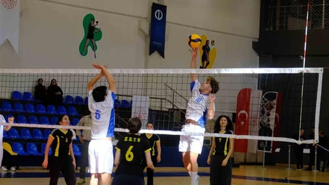 Anadolu Üniversitesi'nde Engelsiz Voleybol Maçı Yapıldı