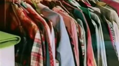 Germencik’te Kıyafet Bağışları İhtiyaç Sahiplerine Ulaşıyor