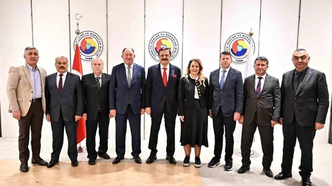 Düzce'de Bilişimcilerin Talepleri Gündeme Geldi