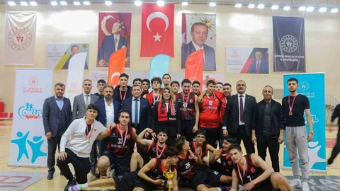Kayseri'de Basketbol İl Birinciliği Sonuçlandı
