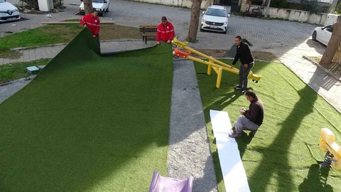 Söke'de Park Yenileme Çalışmaları Devam Ediyor