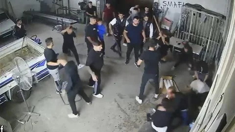 Konya'da Kavga Anları Güvenlik Kamerasında