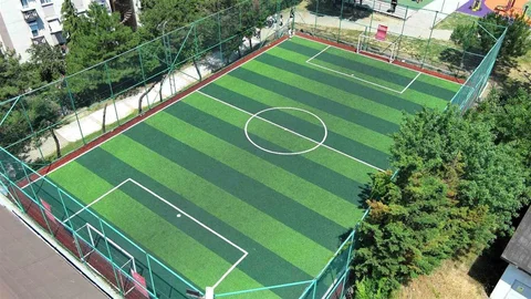 Kağıthane'de Yeni Spor Sahaları Açıldı