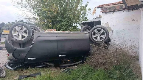 Söke'de Takla Atan Otomobilde Bir Yaralı