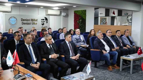 Aliağa'da Mavi Dönüşüm Projesi Tanıtıldı