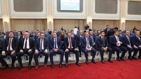 Nahçıvan’da Ekonomi Forumu Düzenlendi