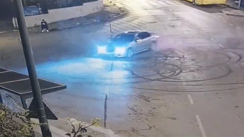 Üsküdar'da Drift Yapan Kadın Sürücüye Ceza Verildi