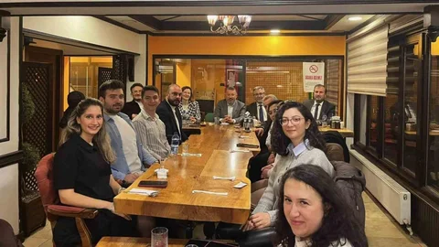 Rektör Kırışık, Karabük'teki Akademisyenlerle Buluştu