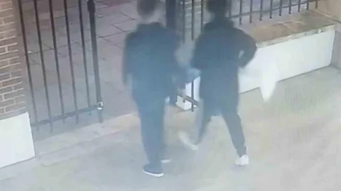 Kadıköy'de Yardım Kutusu Hırsızlığı