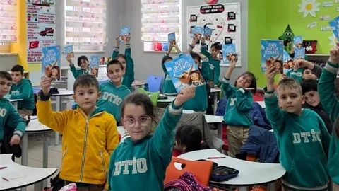 Demirkent'te Kitapla Büyüyen Aile Projesi