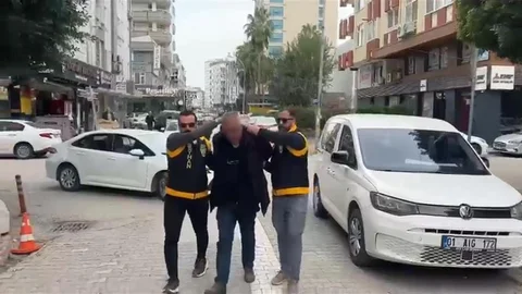 Adana'da Müteahhitle Sözleşme Kavgası