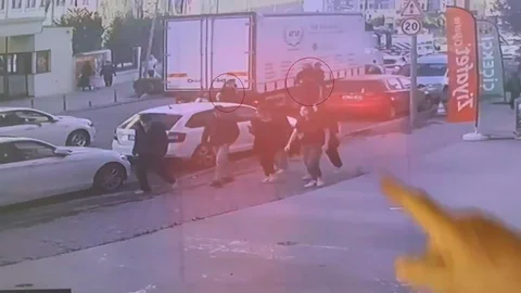 Beylikdüzü'nde Scooter Kazası Yaşandı