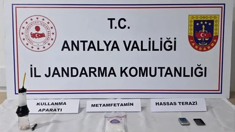 Elmalı'da Uyuşturucu Baskını Yapıldı