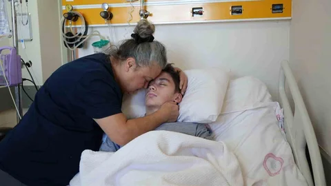 "Ayağıma Bastın" dayağı Murat’ı yatağa mahkum etti