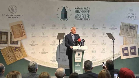 Mevlana'nın Mesnevi Mirası Sergisi Açıldı