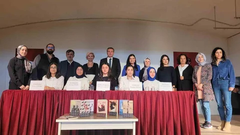 Eskişehir'de Cengiz Dağcı Paneli Düzenlendi