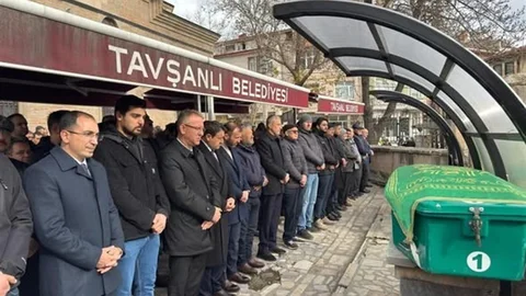Vali Musa Işın, İsmail Atak’ın cenaze törenine katıldı