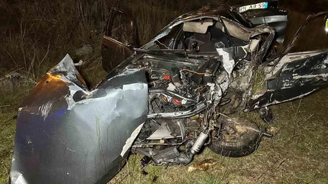 Uşak'ta Trafik Kazası: 2 Ölü, 1 Yaralı