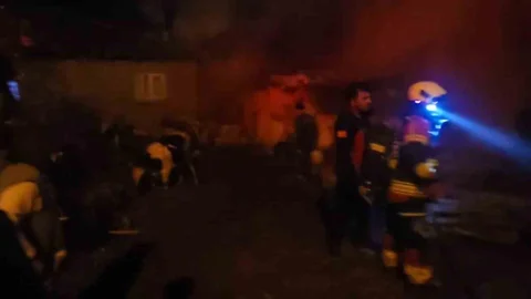 Sındırgı'da Hayvan Barınağında Yangın Çıktı