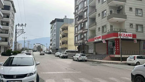 Hatay'da Fırtına Hayatı Olumsuz Etkiledi