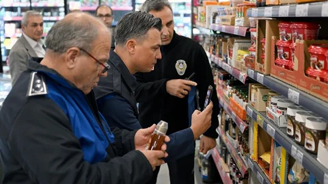 Mersin’de Zincir Marketlere Sıkı Denetim: Etiket, Kasa Farkı ve Son Tüketim Tarihi Didik Didik