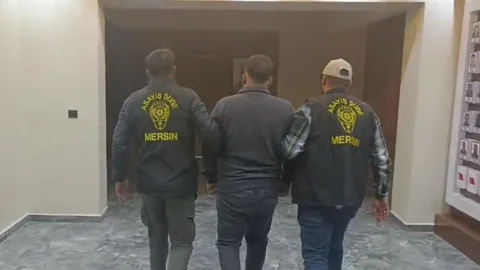 Mersin’de Kasım Ayı Operasyonu: 190 Bin Kişi Sorgulandı, 90 Tabanca Ele Geçirildi