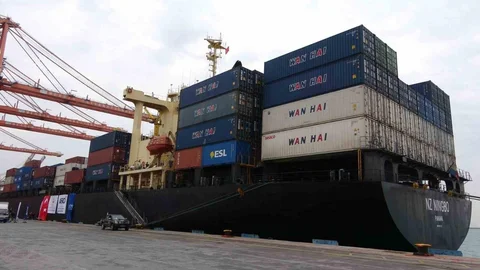 Mersin’den Sudan’a 10 Bin Çadır Dolu İyilik Gemisi Yola Çıktı!