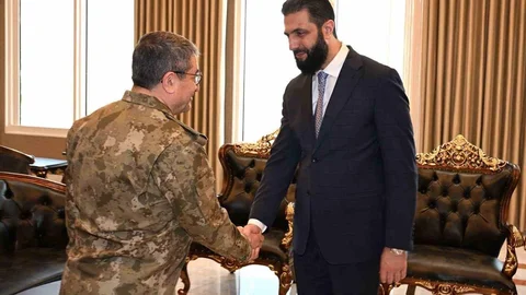 Şam'da Bayraktaroğlu ve eş-Şara Görüşmesi