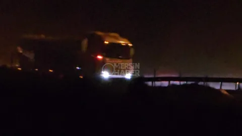 Otoyol Tarsus-mersin İstikametinde TIR Kazası: Bariyerlere Çarptı!