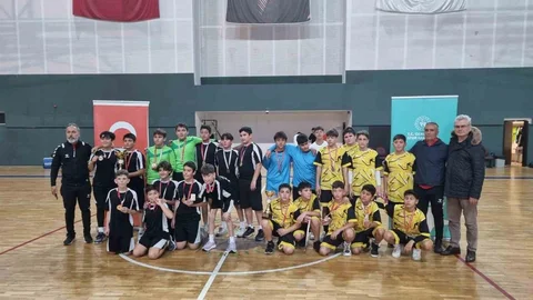 Köyceğizli Hentbolcular Başarı Elde Etti