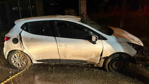 Sakarya'da Takla Atan Araçta Sürücü Yaralandı