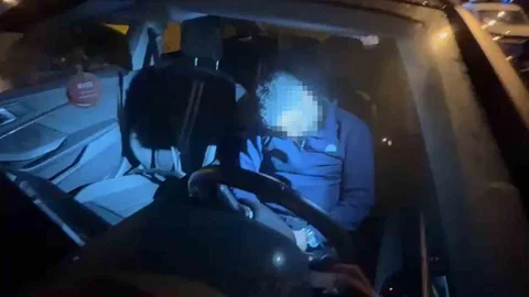 Eskişehir'de Sızan Sürücüye İtfaiye Müdahalesi