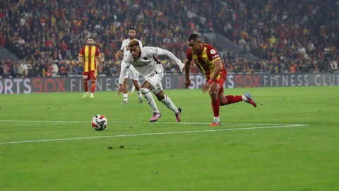 Göztepe Trabzonspor Maçında İlk Yarı Golsüz Geçti