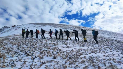 Vivara Dağı'nda Zirve Tırmanışı Yapıldı