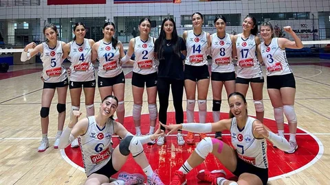 Elazığ Belediyespor Kadın Voleybol Takımı Başarılı!