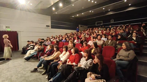 Pelin Esmer Bursa'da Yeni Filmiyle İzleyici Karşısında