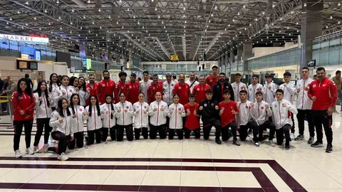 Türk Boksörler Avrupa'da Şampiyonluk Peşinde