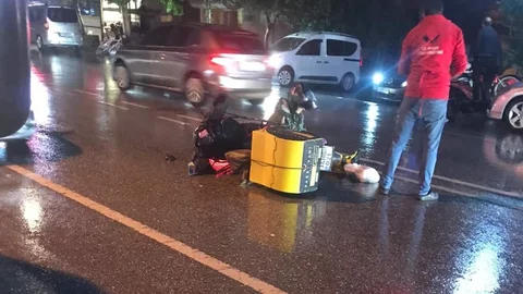 Yağış Kayganlaştırdı: Toroslar'da Motosiklet Kaydı