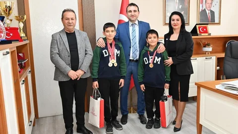 Aydın'da Paralimpik Yüzme Başarısı