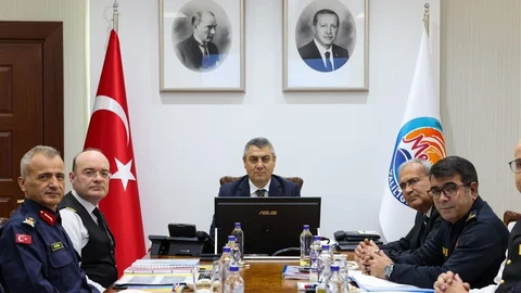 Mersin'de Güvenlik Operasyonları Sonucu 874 Yakalama