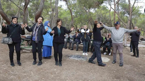 Kıbrıs Gazileri Mersin'de Piknikte Buluştu