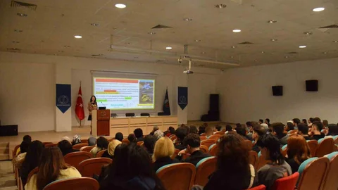Anadolu Üniversitesi'nde Seminer Düzenlendi