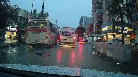 Adana'da Yol Verme Kavgası Sonucu Ceza Kesildi