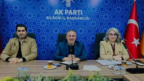 AK Parti Bilecik'te Toplantı Gerçekleştirildi