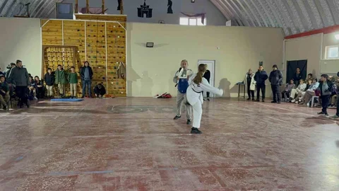 Kütahya Pazarlar'da Tekvando Etkinliği Düzenlendi