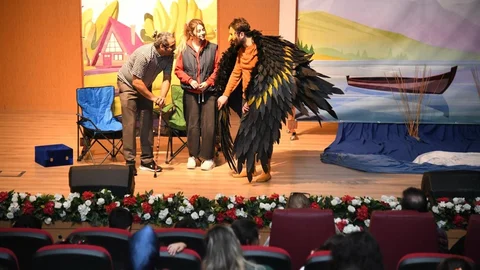 Osmaniye’de Tiyatro Şöleni Gerçekleşti