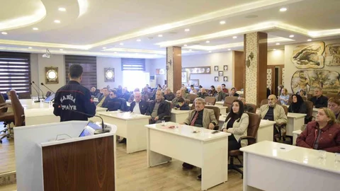 Şehzadeler'de Afet Farkındalık Eğitimi Düzenlendi