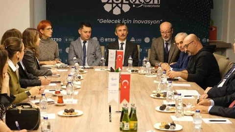 Akademi ve İş Dünyası Bursa'da Buluştu