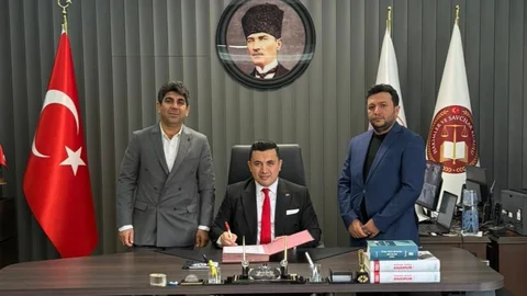 Anamur'da Yargı Mensuplarına Müjde: 33 Dairelik Modern Lojman Sözleşmesi İmzalandı!